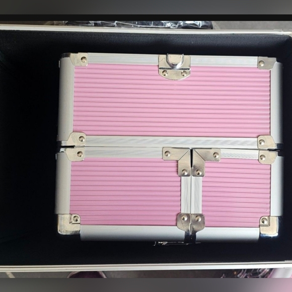 Rolling Makeup Case ExtraLarge Storage Organizer with Key Swivel Wheels Salon - Picture 10 of 12